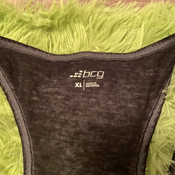 Sports bra and Tank Bundle - Picture 3 of 4